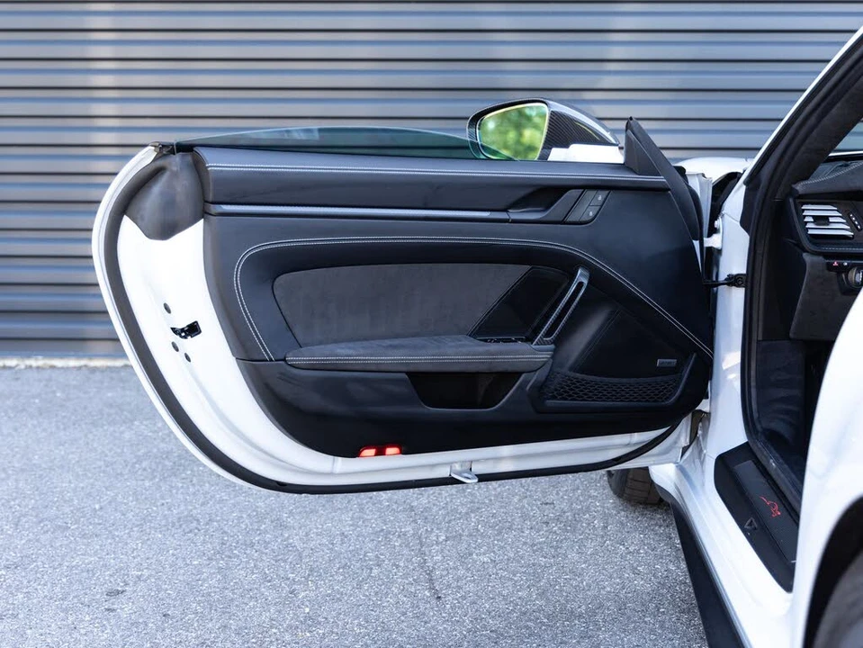 2026 Porsche 992 GT3 - Image 21 of 31