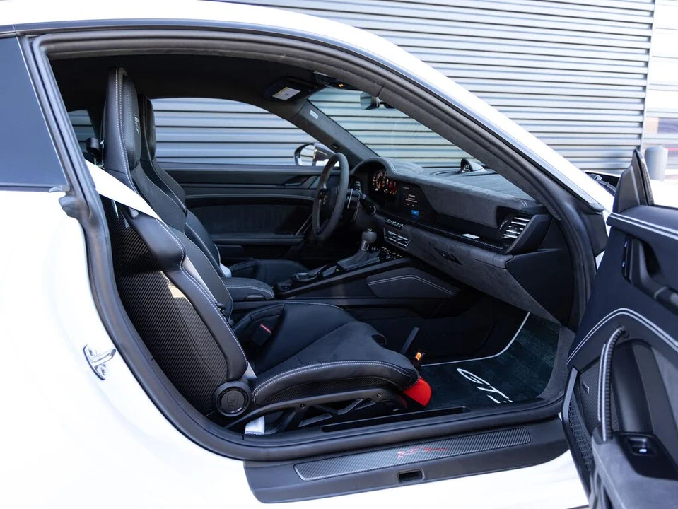 2026 Porsche 992 GT3 - Image 27 of 31