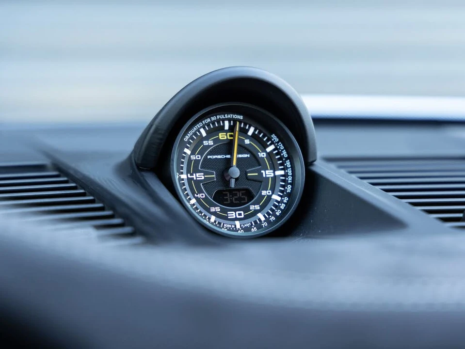 2026 Porsche 992 GT3 - Image 17 of 31