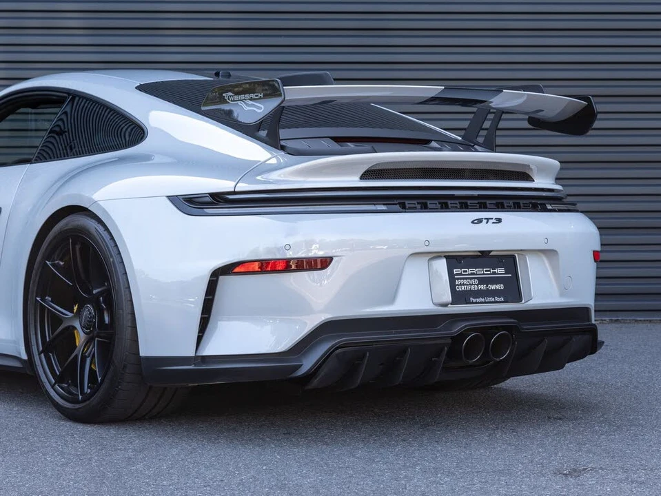 2026 Porsche 992 GT3 - Image 11 of 31