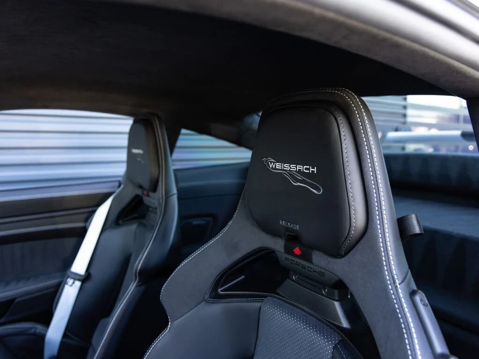 2026 Porsche 992 GT3 - Image 24 of 31