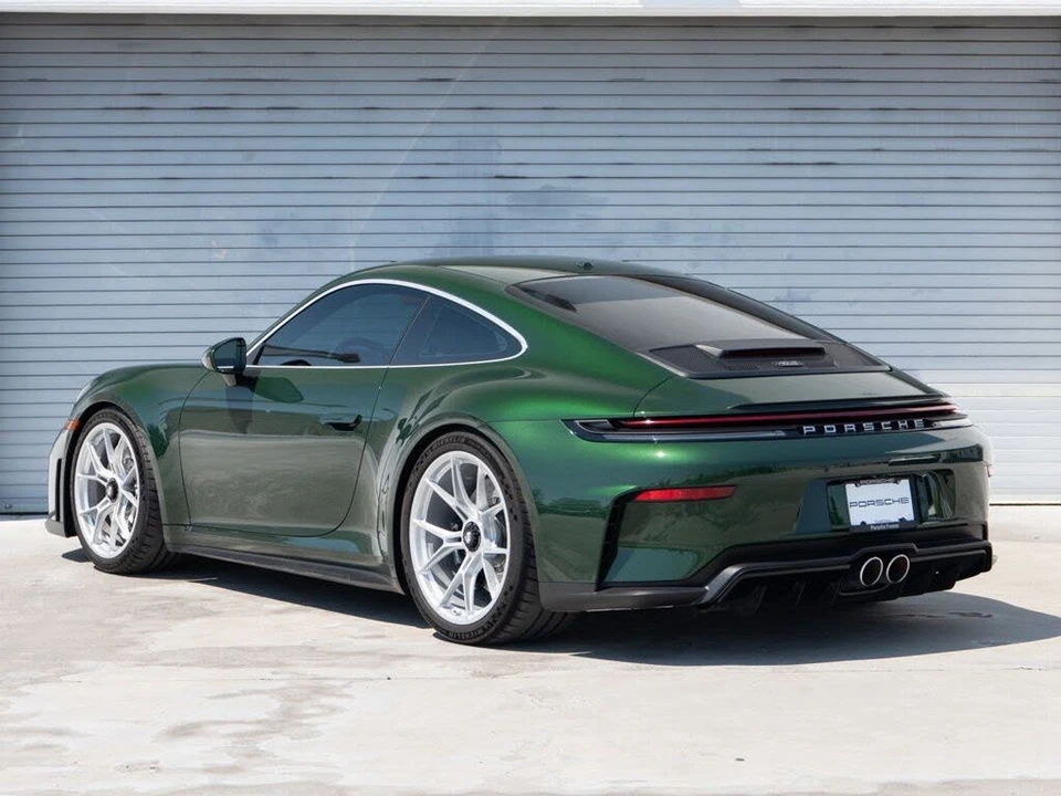 2026 Porsche 992 GT3 - Image 3 of 30