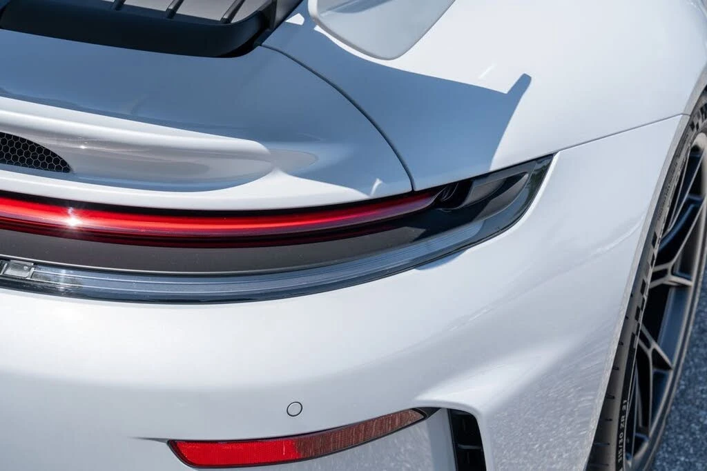 2026 Porsche 992 GT3 - Image 16 of 31