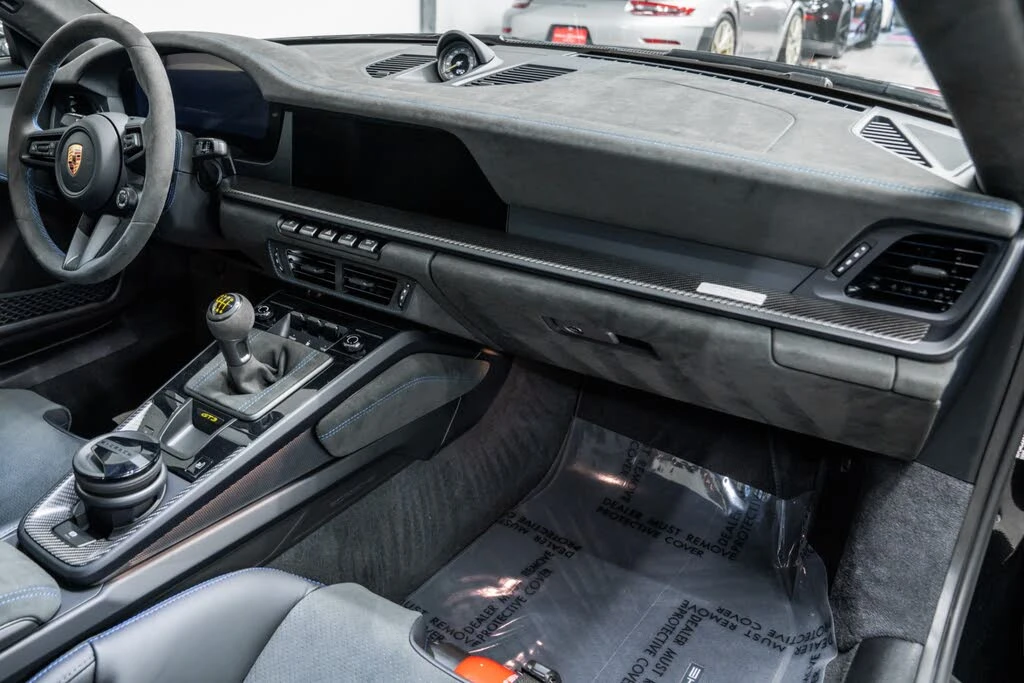 2026 Porsche 992 GT3 - Image 13 of 31