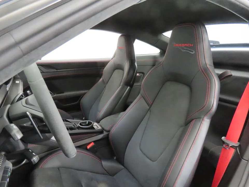 2026 Porsche 992 GT3 - Image 5 of 31