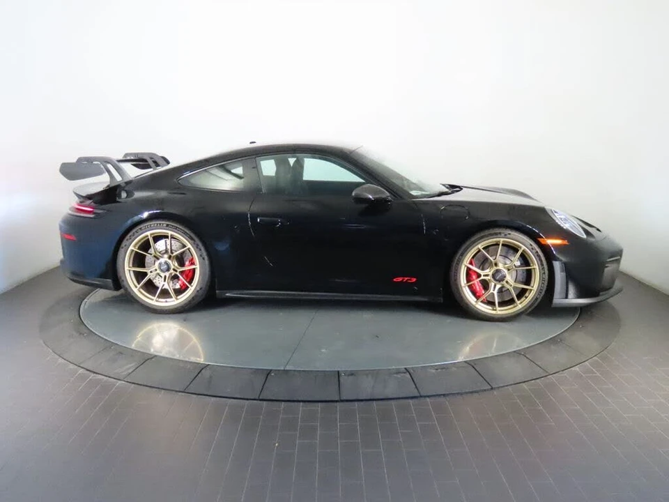 2026 Porsche 992 GT3 - Image 8 of 31