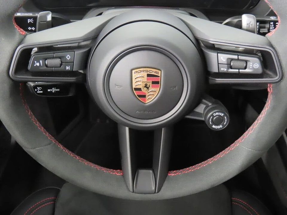2026 Porsche 992 GT3 - Image 19 of 31