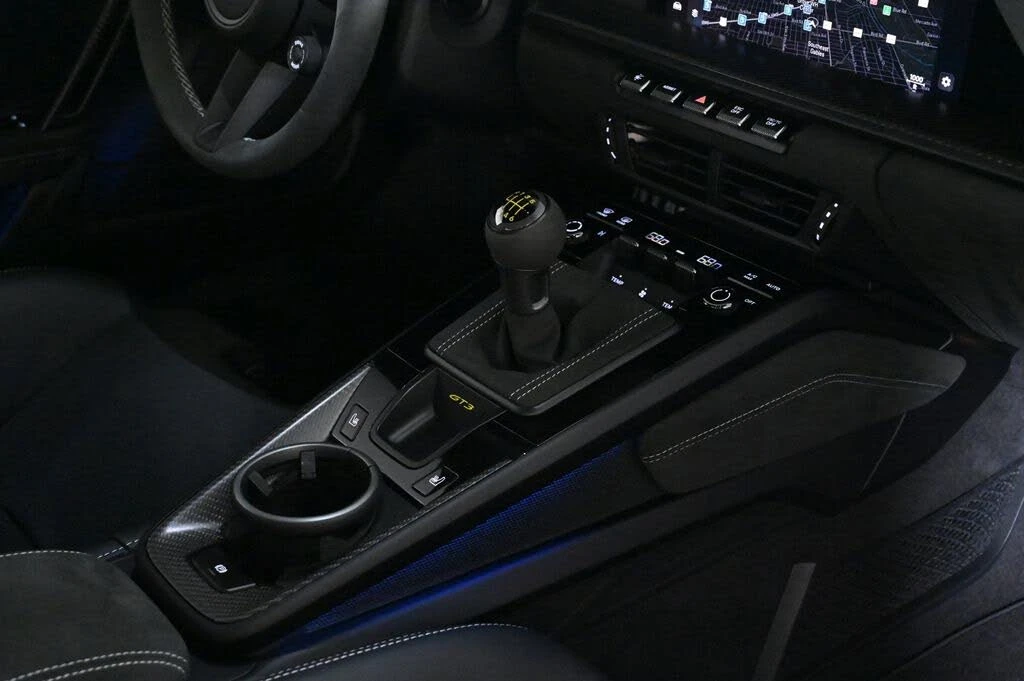 2026 Porsche 992 GT3 - Image 26 of 31
