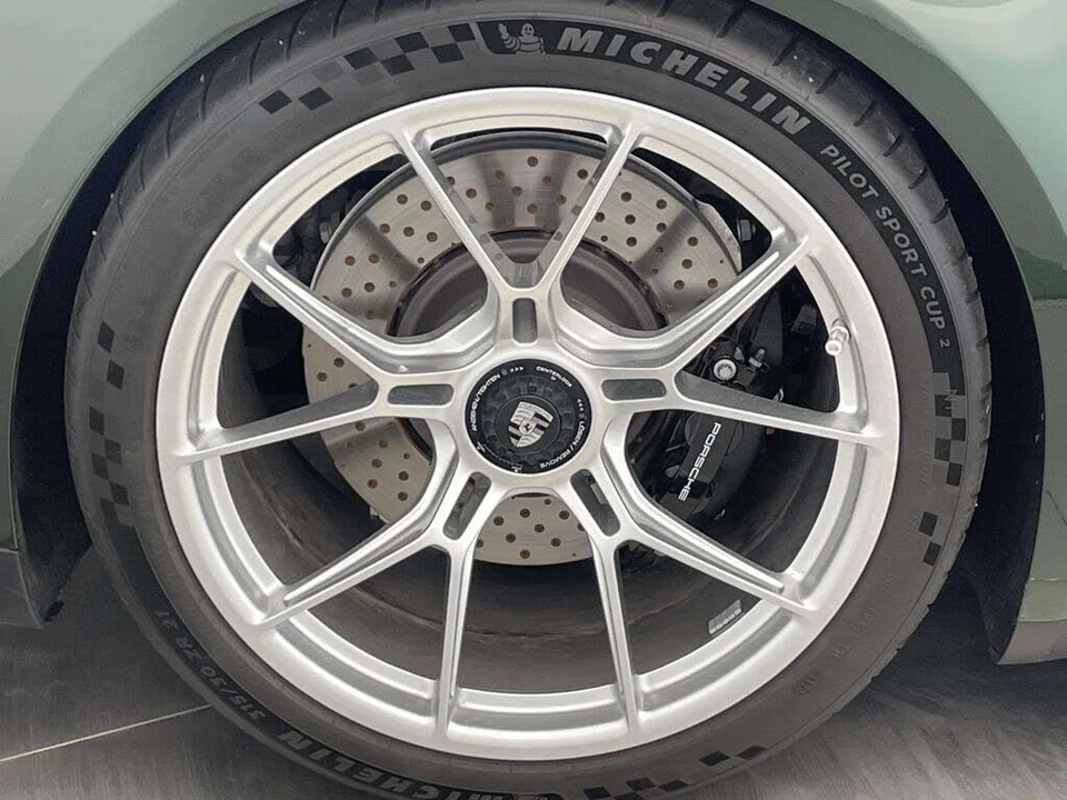 2026 Porsche 992 GT3 - Image 13 of 31