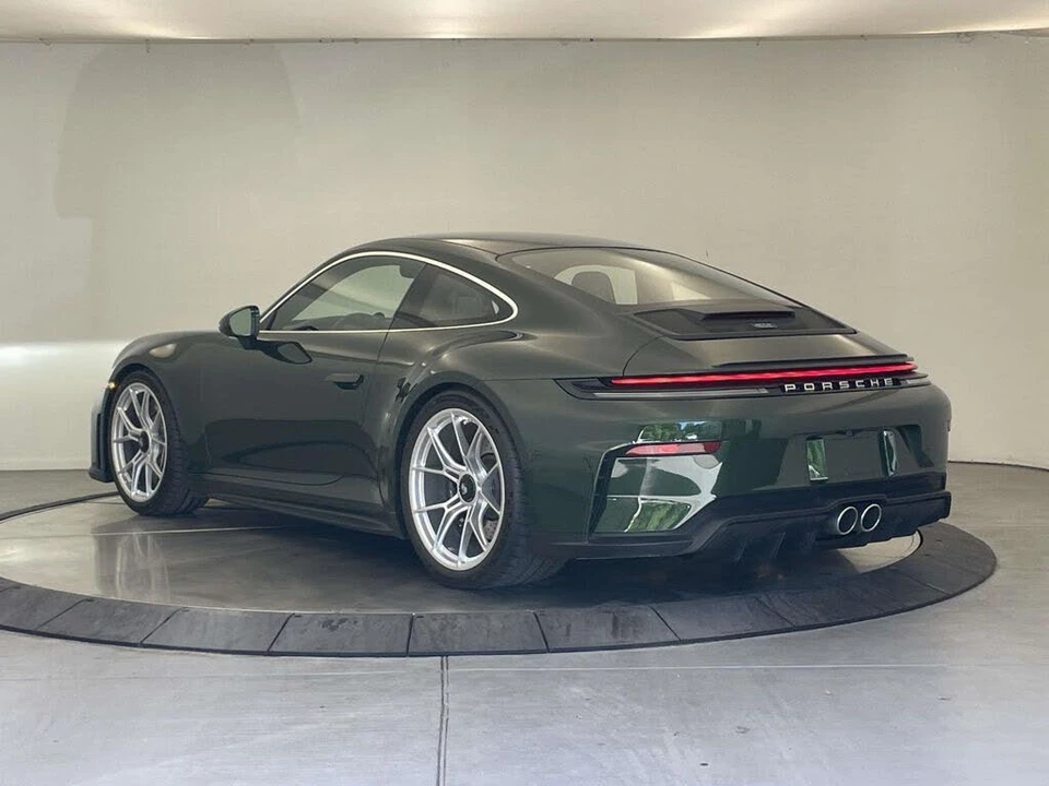 2026 Porsche 992 GT3 - Image 3 of 31