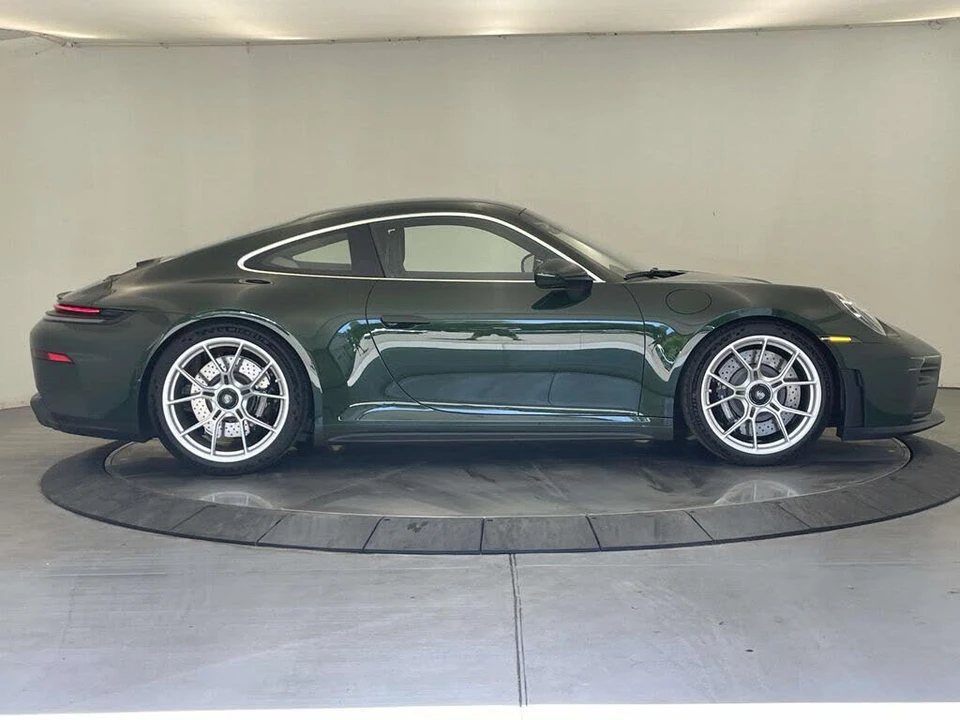 2026 Porsche 992 GT3 - Image 8 of 31