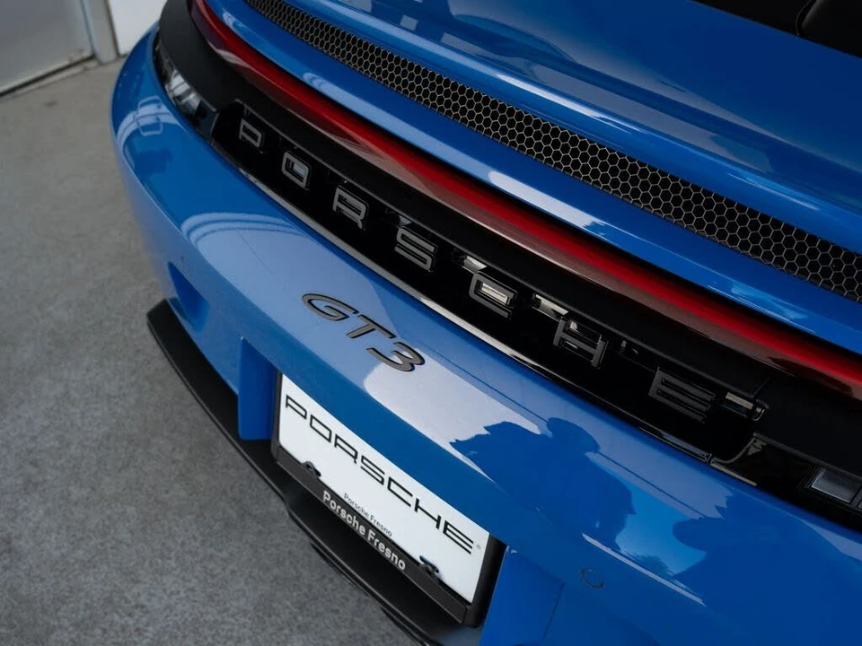 2026 Porsche 992 GT3 - Image 16 of 29