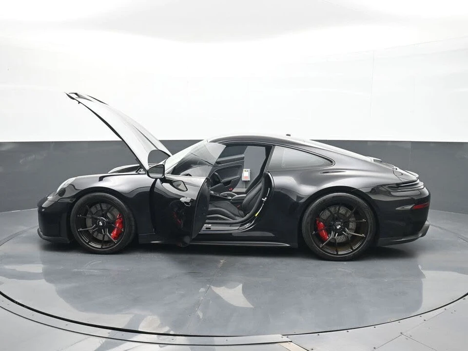 2026 Porsche 992 GT3 - Image 21 of 25