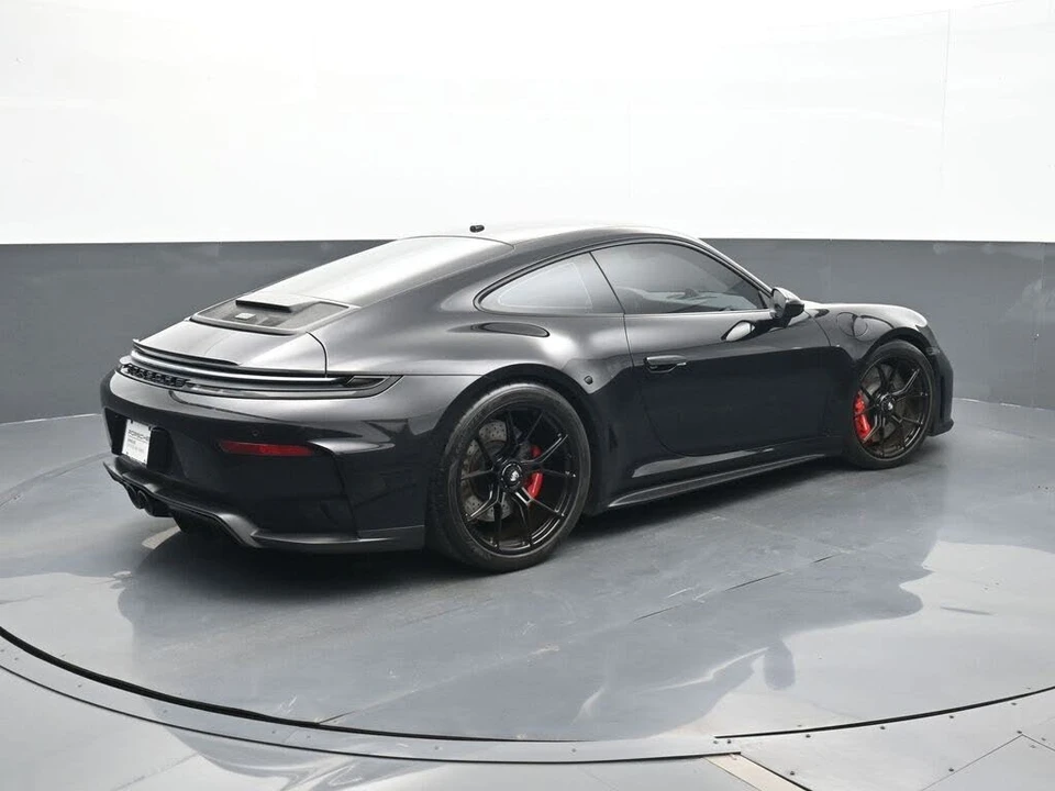 2026 Porsche 992 GT3 - Image 14 of 25