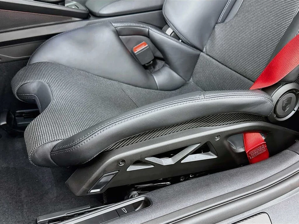 2026 Porsche 992 GT3 - Image 13 of 31