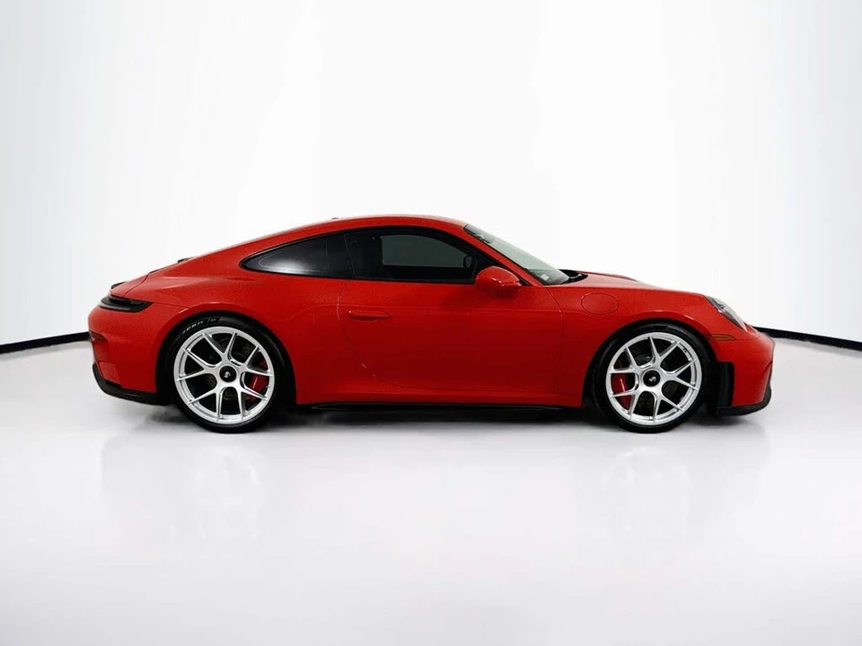 2026 Porsche 992 GT3 - Image 8 of 31