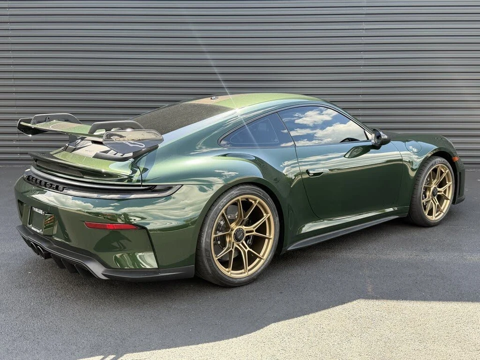2026 Porsche 992 GT3 - Image 8 of 31