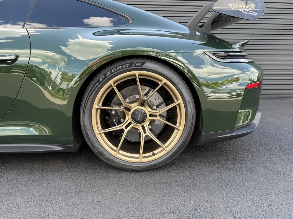 2026 Porsche 992 GT3 - Image 13 of 31