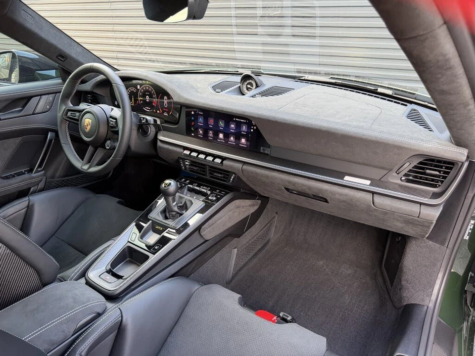 2026 Porsche 992 GT3 - Image 28 of 31