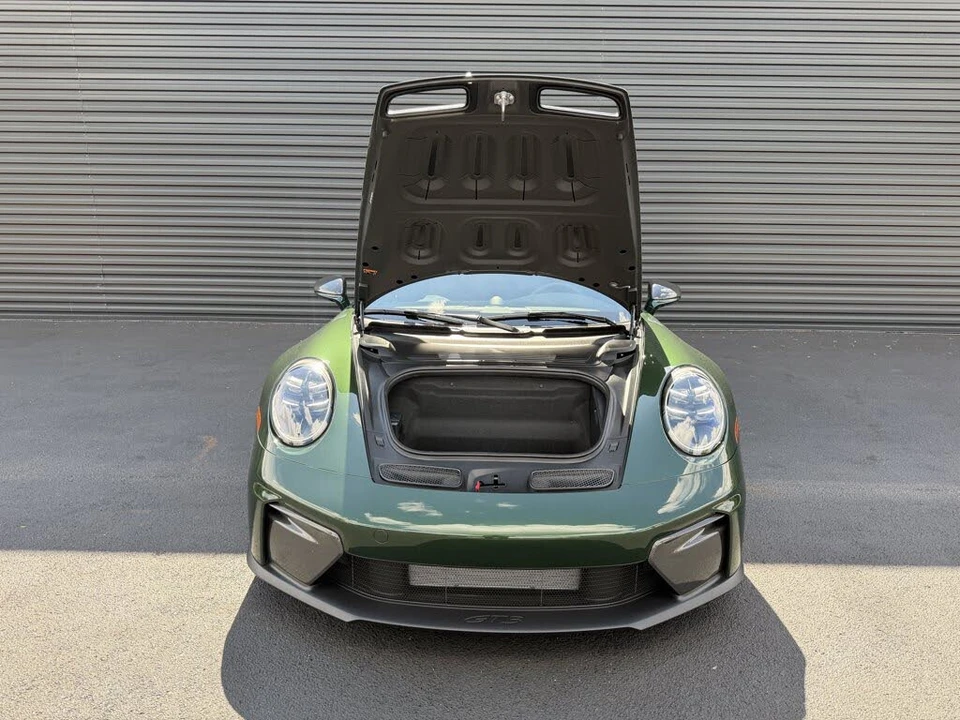 2026 Porsche 992 GT3 - Image 14 of 31