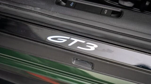 2026 Porsche 992 GT3 - Image 26 of 31