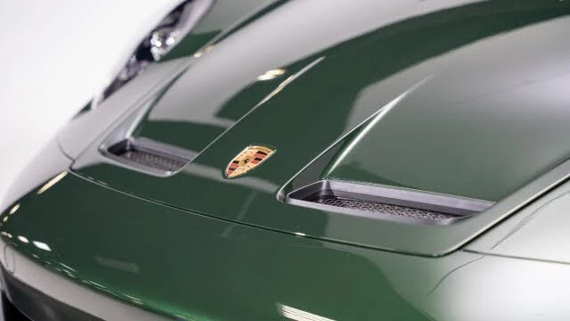 2026 Porsche 992 GT3 - Image 19 of 31