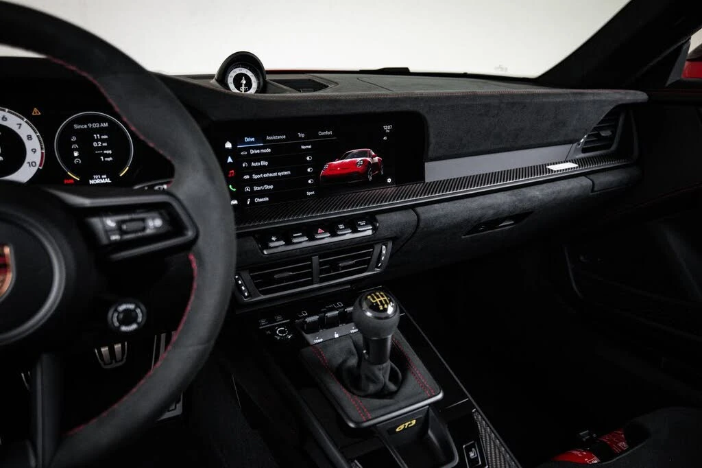2026 Porsche 992 GT3 - Image 19 of 28