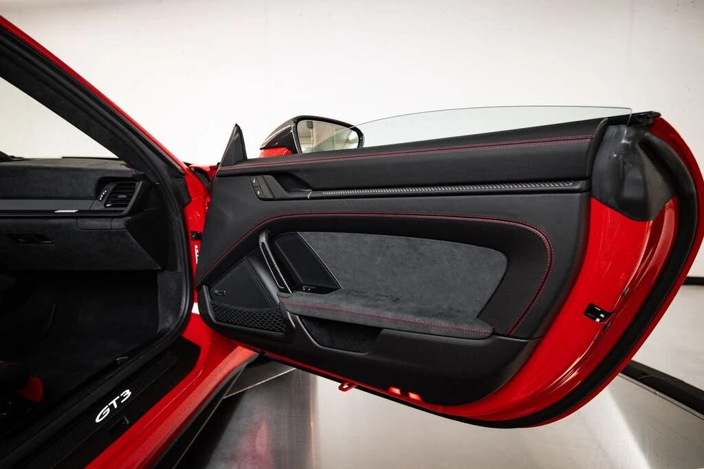 2026 Porsche 992 GT3 - Image 26 of 28