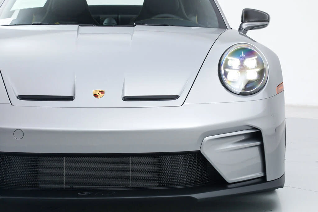 2026 Porsche 992 GT3 - Image 10 of 31