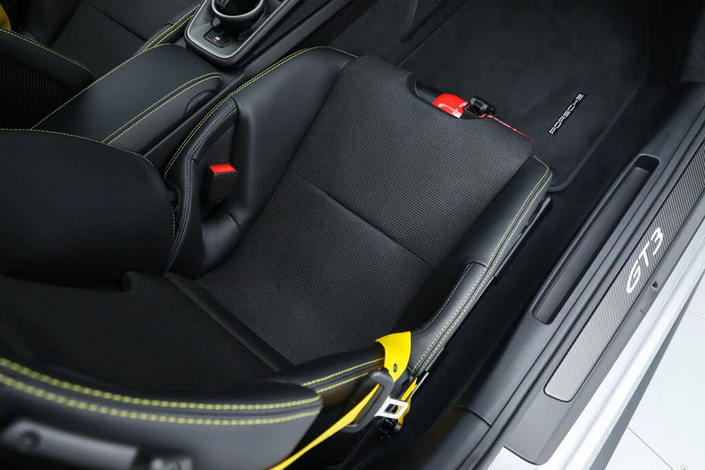2026 Porsche 992 GT3 - Image 19 of 31