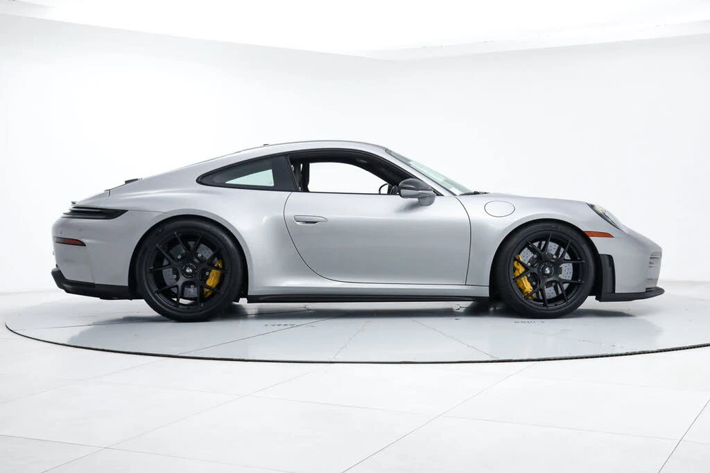 2026 Porsche 992 GT3 - Image 6 of 31