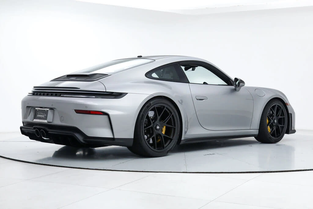 2026 Porsche 992 GT3 - Image 5 of 31