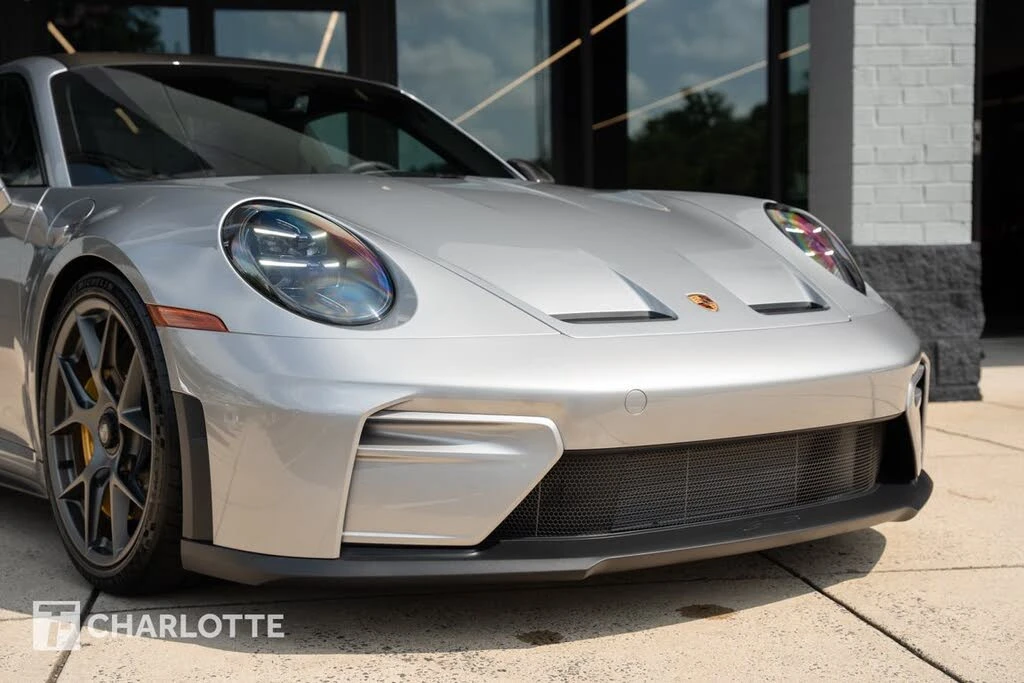 2026 Porsche 992 GT3 - Image 3 of 31