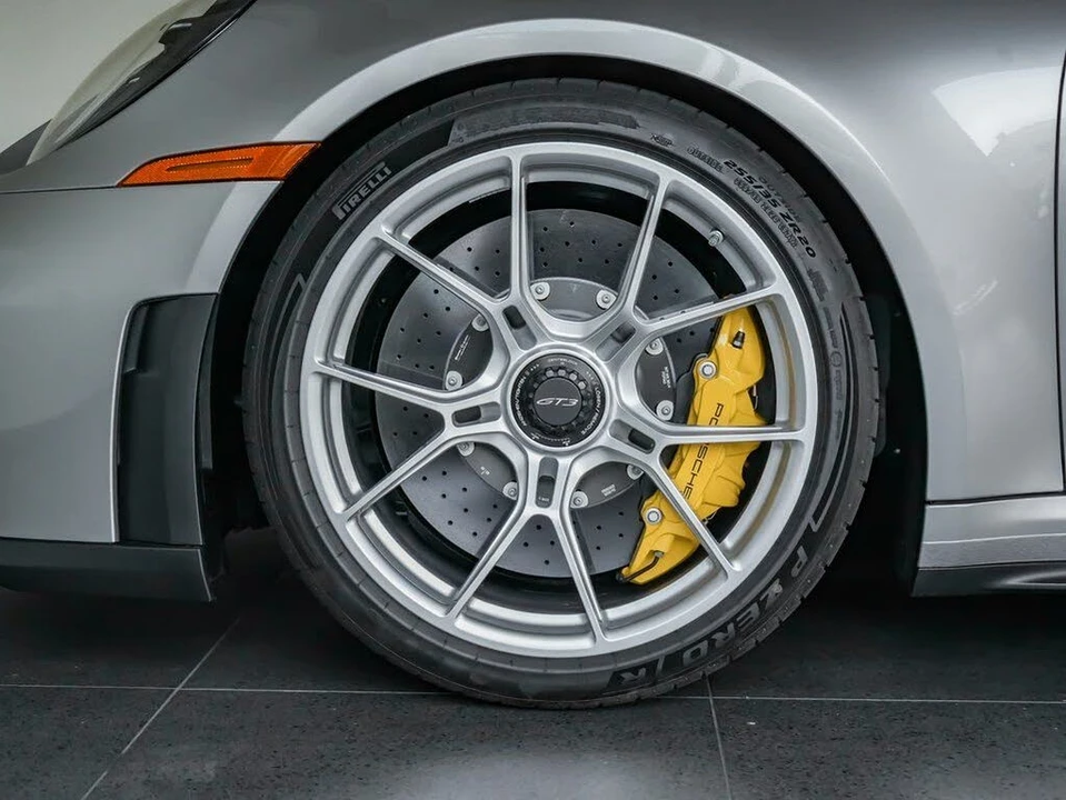 2026 Porsche 992 GT3 - Image 11 of 31