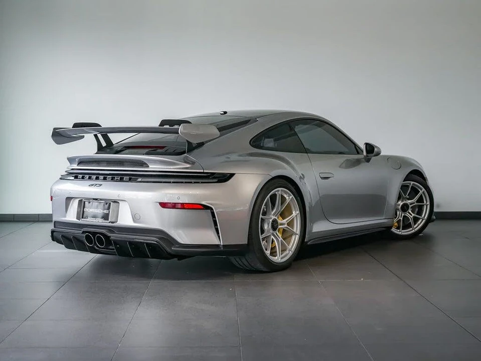 2026 Porsche 992 GT3 - Image 7 of 31