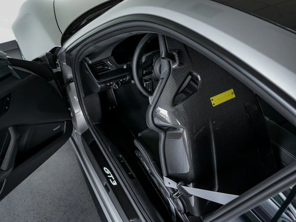 2026 Porsche 992 GT3 - Image 15 of 31