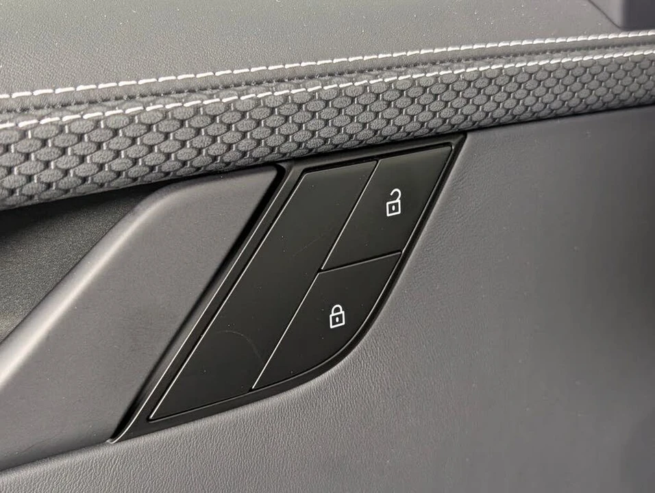 2026 Porsche 992 GT3 - Image 25 of 31
