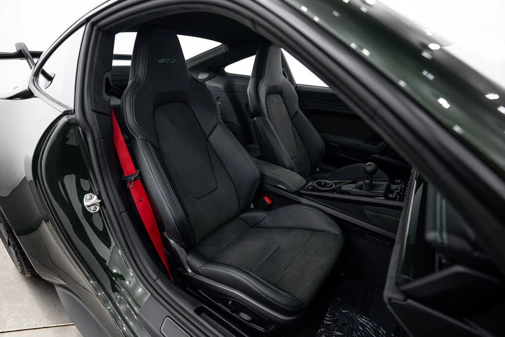 2026 Porsche 992 GT3 - Image 16 of 30