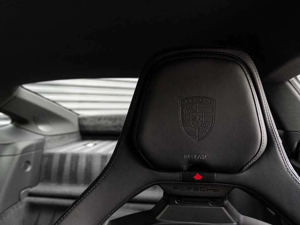 2026 Porsche 992 GT3 - Image 19 of 31