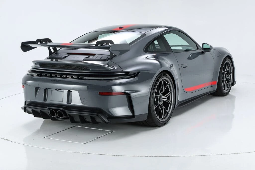 2026 Porsche 992 GT3 - Image 19 of 31