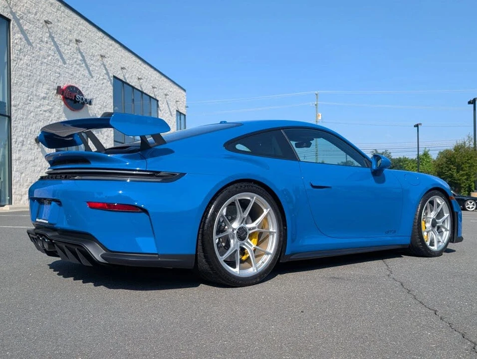 2026 Porsche 992 GT3 - Image 5 of 31