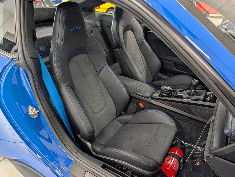 2026 Porsche 992 GT3 - Image 25 of 31
