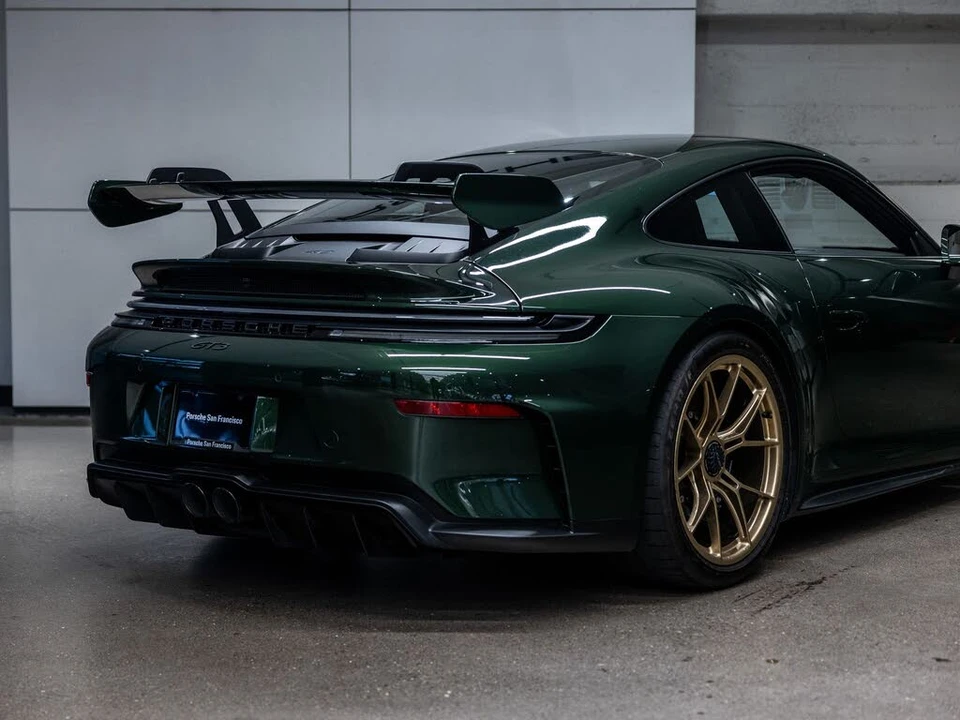 2026 Porsche 992 GT3 - Image 25 of 31