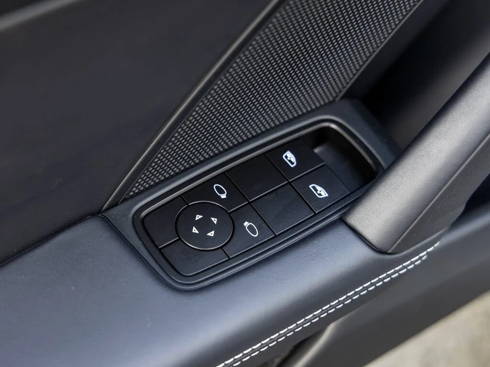2026 Porsche 992 GT3 - Image 27 of 31