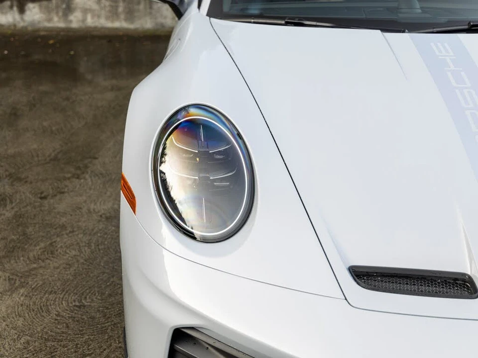 2026 Porsche 992 GT3 - Image 15 of 31