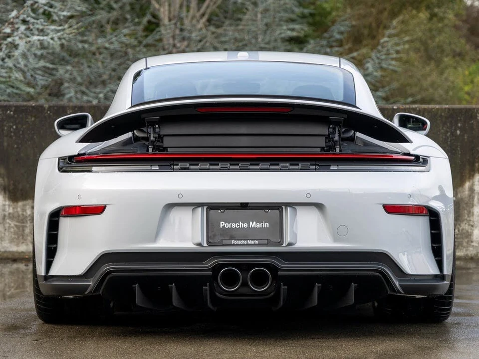 2026 Porsche 992 GT3 - Image 10 of 31