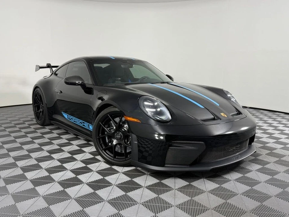 2026 Porsche 992 GT3 - Image 6 of 7