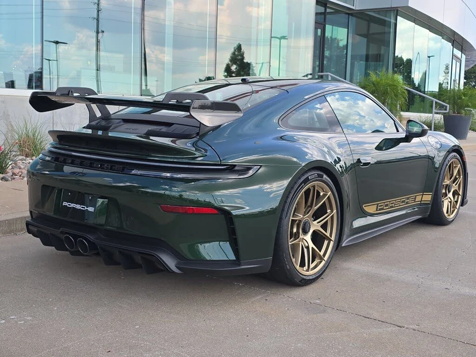 2026 Porsche 992 GT3 - Image 7 of 25