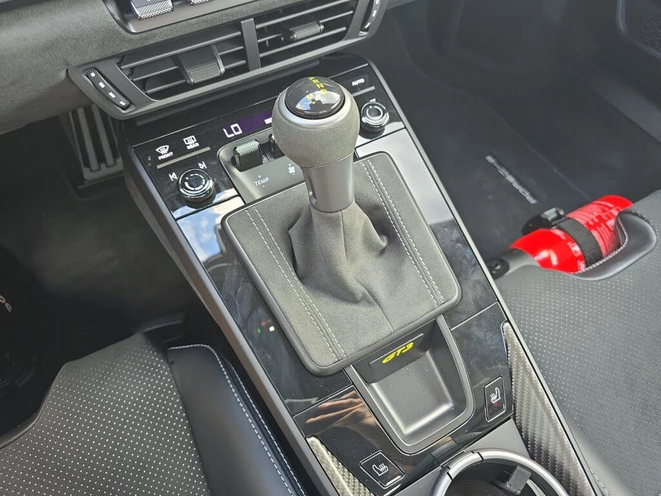 2026 Porsche 992 GT3 - Image 18 of 25