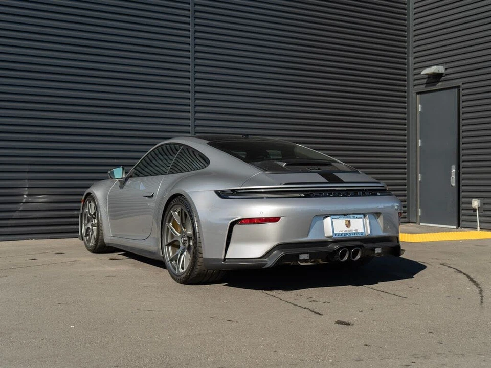 2026 Porsche 992 GT3 - Image 3 of 31